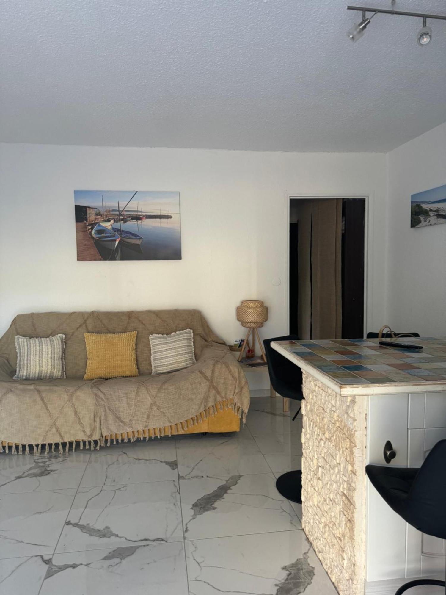 Grand Studio Cabine Proche Plage Et Port Gruissan Luaran gambar