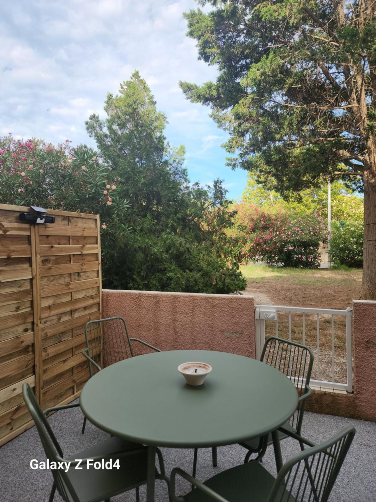 Grand Studio Cabine Proche Plage Et Port Gruissan Luaran gambar
